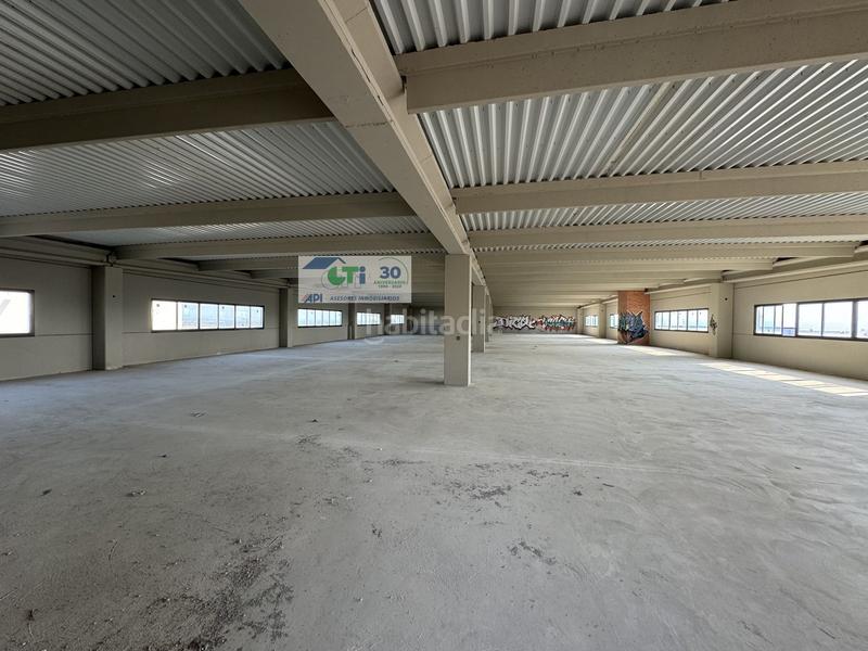 Foto 17fda9a1-5147-49d1-904e-fea7512c5457. Nau industrial a Cartuja Baja Zaragoza