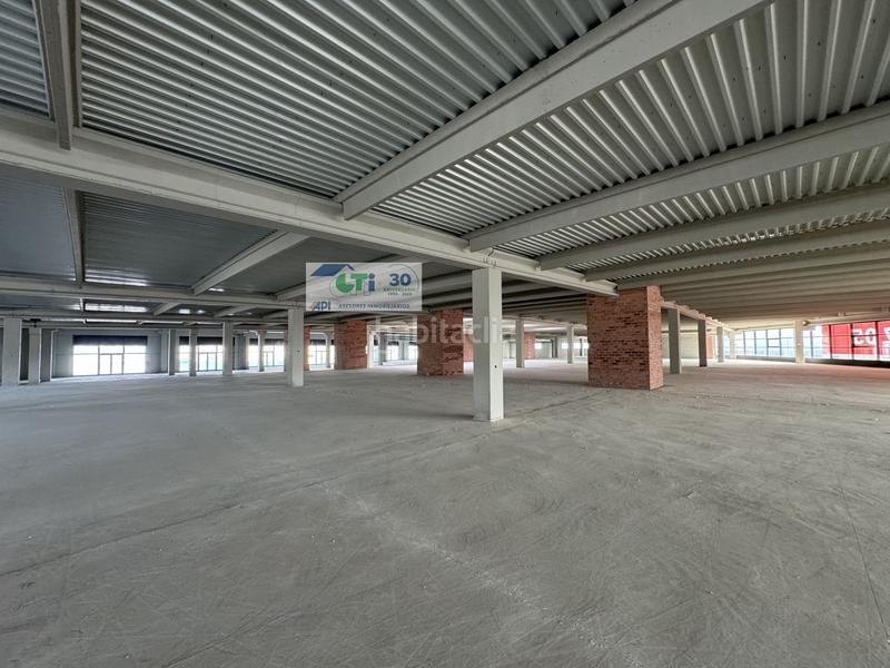 Foto 4042b07f-8f61-472e-bf93-1882681f3f3b. Nau industrial a Cartuja Baja Zaragoza