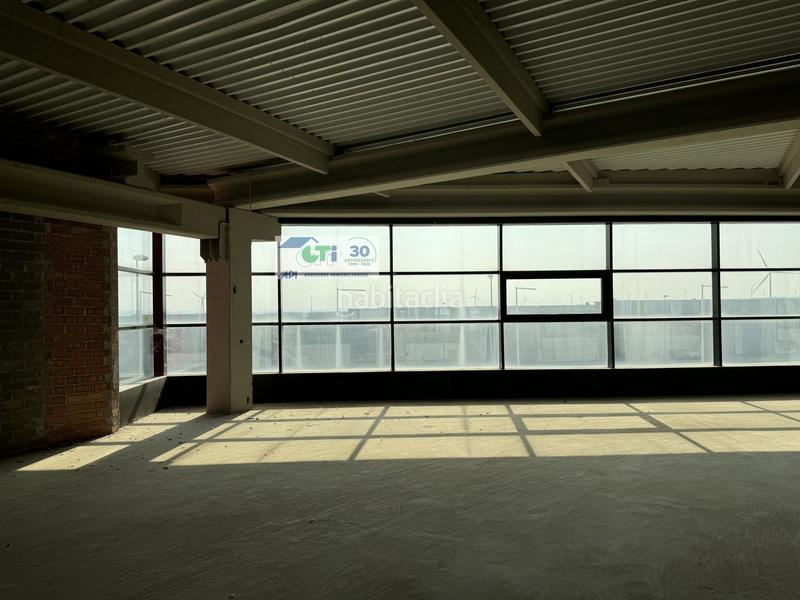 Foto 51b0a62e-2f59-45f7-aa01-af1d724baa81. Nau industrial a Cartuja Baja Zaragoza