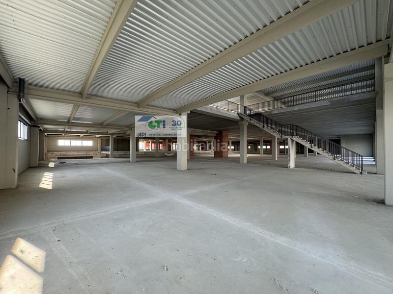Foto 586e39a3-65bd-4207-a036-7b682e603ee0. Nau industrial a Cartuja Baja Zaragoza