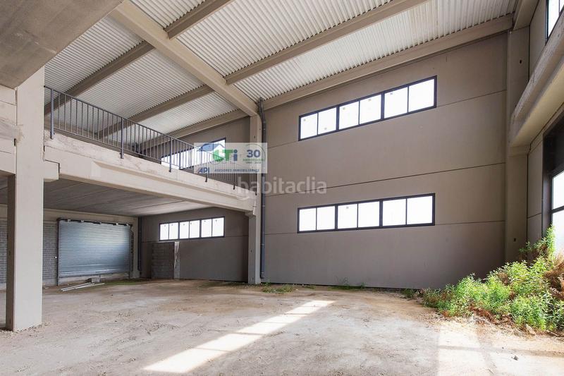 Foto 715503a1-49ef-4b94-b575-3f1f1e02edea. Nau industrial a Cartuja Baja Zaragoza