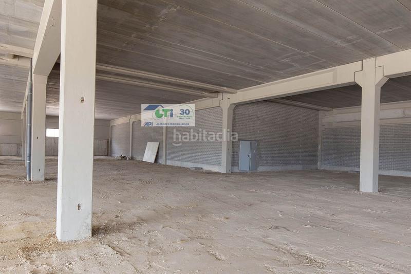 Foto a079b9e8-161c-4d43-a87c-5018d84c2100. Nau industrial a Cartuja Baja Zaragoza