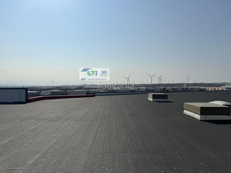 Foto d6bf3a6f-67c1-4a50-b980-c915821fcd0a. Nau industrial a Cartuja Baja Zaragoza