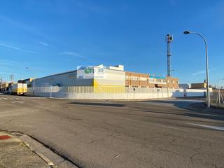 Bâtiment à usage industriel  Poligono insider. Nave industrial aislada tipo c en venta en zaragoza, polxedgono