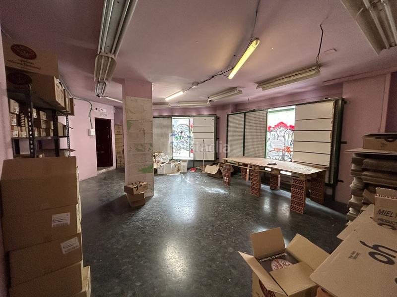 Foto 23fe45b9-e0f3-4891-876f-45592c617f82. Alquiler local comercial local corona de aragon en Zaragoza