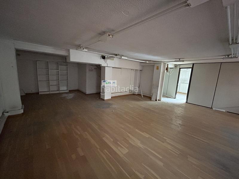 Foto f73040ac-6a14-46d8-b7f7-e92549a79cce. Alquiler local comercial local corona de aragon en Zaragoza