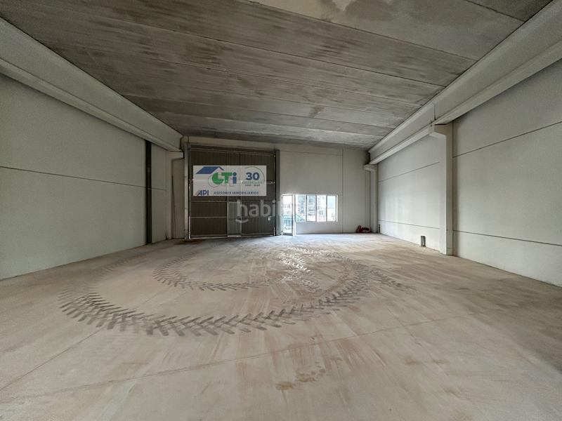 Foto 70ef28b4-70a2-414e-88aa-ae5df095598b. Industrial building in Cartuja Baja Zaragoza