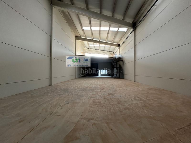 Foto 8e3bb3ad-485a-4e54-82fb-c2773672dc9d. Nau industrial a Cartuja Baja Zaragoza