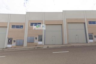 Rent Industrial building  C/ guara. Nave industrial en alquiler de 940m2 x2013 polxcdgono valdeconse