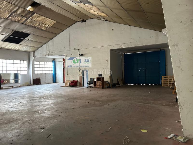 Foto 1a953f40-c141-44cd-b00d-caf263711fbb. Capannone industriale in Cuarte de Huerva