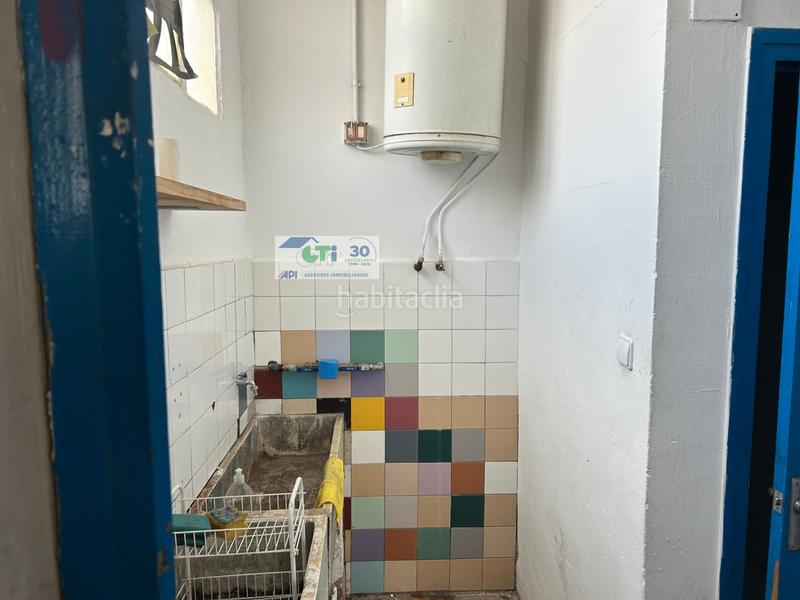 Foto 41ae86f1-b40e-47aa-852f-18b0ab0ac533. Capannone industriale in Cuarte de Huerva