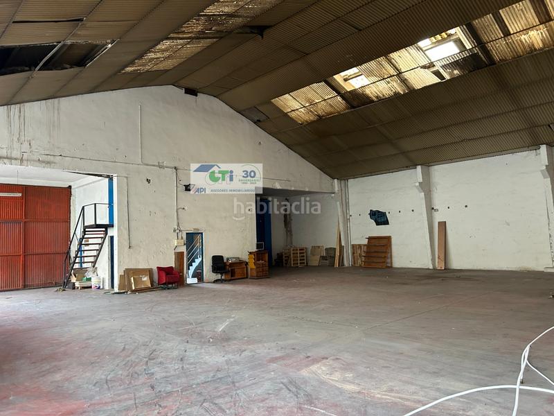 Foto 740c15df-1b30-4d0a-afaa-c56f3f29676c. Capannone industriale in Cuarte de Huerva