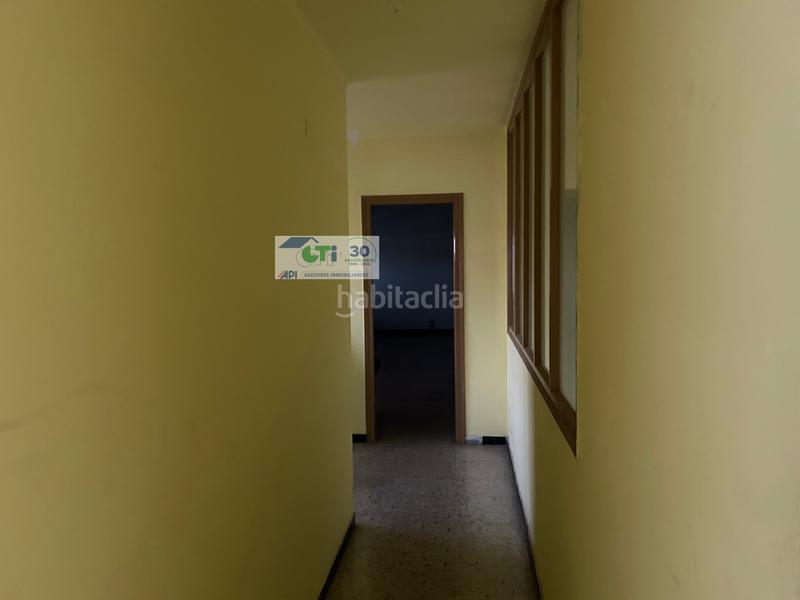 Foto cf5b4e3a-daee-434b-ba4a-f9fa84acf718. Capannone industriale in Cuarte de Huerva