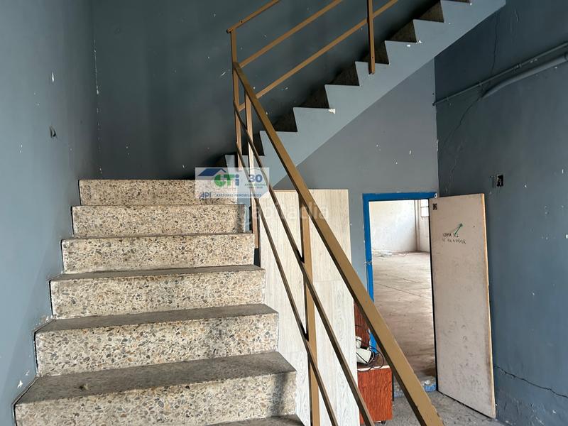 Foto d02b0d8e-3fef-40bc-b0f3-9aa60a18d828. Capannone industriale in Cuarte de Huerva