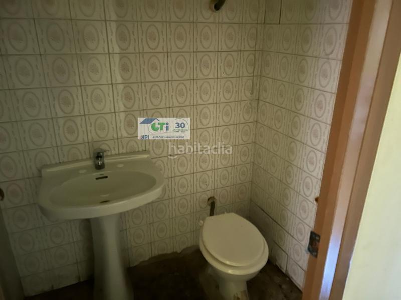 Foto f18197ab-6747-44d4-a75e-6e0af3bcf4c8. Fabrikhalle in Cuarte de Huerva