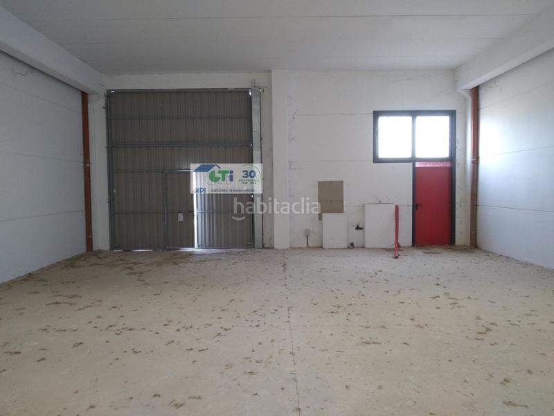Foto 2e7cd64f-4471-4de1-bd1c-44a53faff4fc. Nau industrial a Cartuja Baja Zaragoza