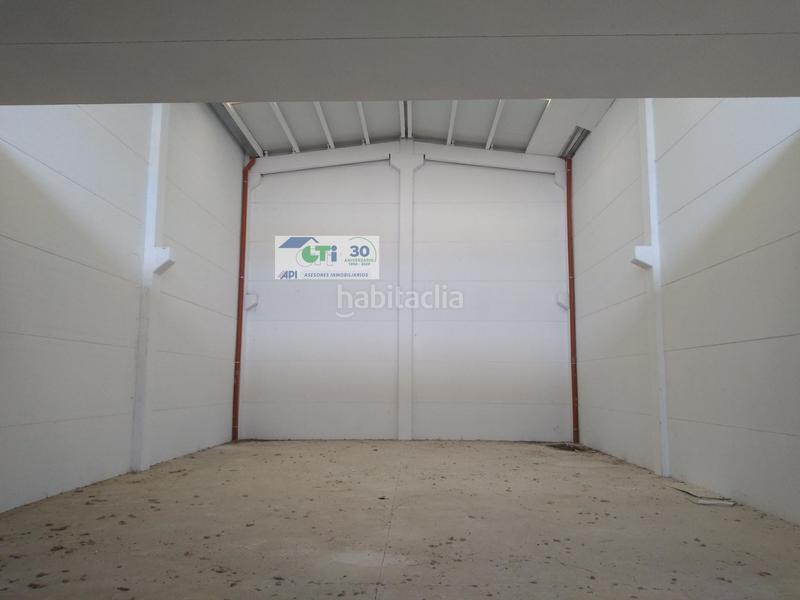 Foto b15bc131-c56c-43fd-af05-36d051f15e48. Nau industrial a Cartuja Baja Zaragoza