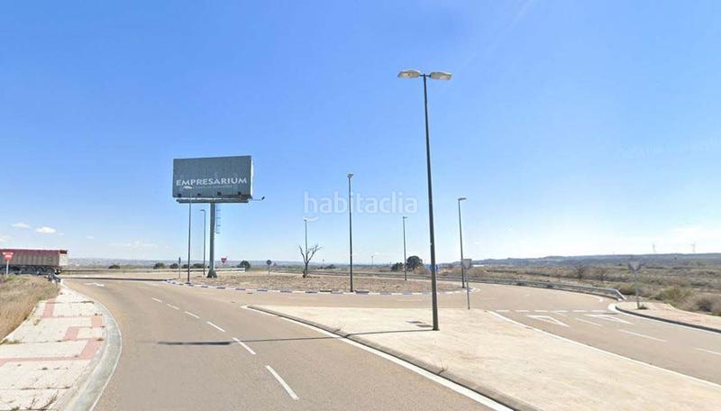 Foto fd0f0440-f264-4924-8c58-ab4941fc38f4. Nau industrial a Cartuja Baja Zaragoza