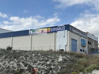 Location Bâtiment à usage industriel  Centrovia, c/ bolivia. Nave industrial 675 m2, en alquiler, centrovxcda