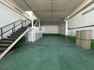Alquiler Nave industrial  Efedra. Nave instalada en alquiler de 300m2
