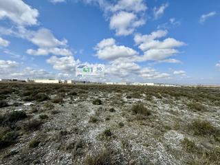 Terreny residencial  Calle titanio. Parcela de terreno industrial de 72.956 mxb2 en el parque tecnol