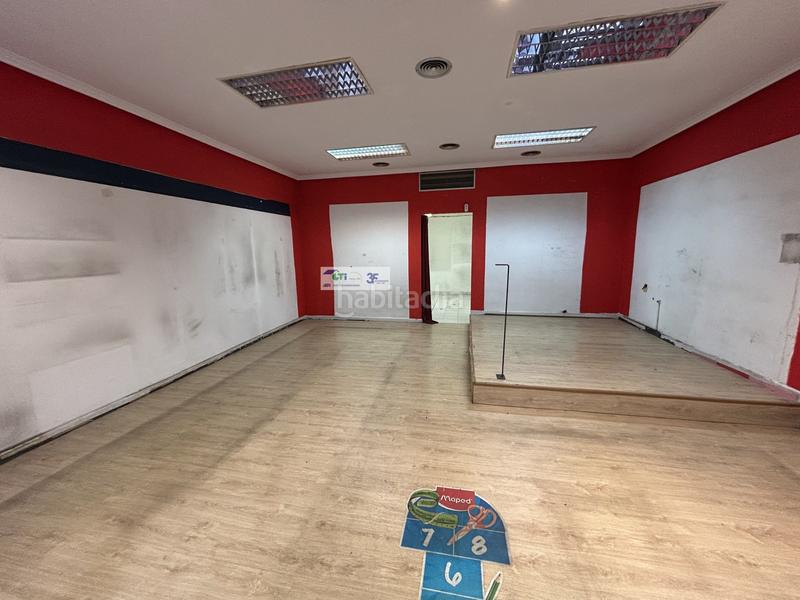 Foto 243ba371-0e6d-457b-afe9-fcb4deeade8d. Alquiler local comercial calle rufas junto a coso en Zaragoza