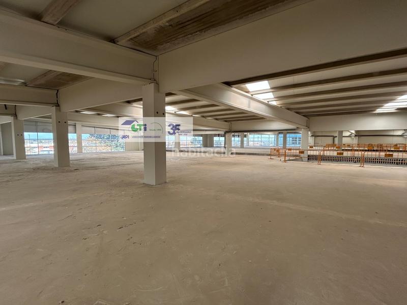 Foto 6d427b32-c7c4-42e9-9324-b527efced9c0. Nau industrial a Cartuja Baja Zaragoza