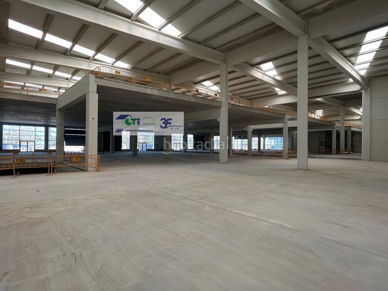 Foto e773ec60-2f0b-4c00-b060-bd760922a5b6. Nau industrial a Cartuja Baja Zaragoza