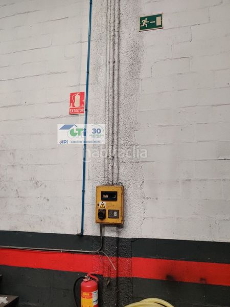 Foto 943ca98e-e293-43c3-a43b-848195031fa3. Nau industrial a Avenida Cataluña Zaragoza