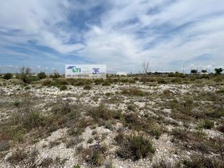 Terreny residencial  Calle del magnesio. 15000 m2 de terreno industrial en zaragoza