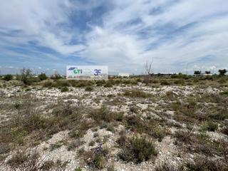 Terreny residencial  Calle del magnesio. 71.129m2 de terreno industrial en zaragoza