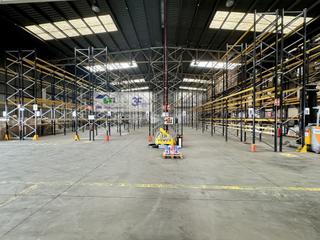 Location Bâtiment à usage industriel  Bogot&#xc1; con paraguay. Nave logxedstica tipo c de 3.472m2 con 26 muelles de carga en po