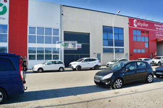 Rent Industrial building  C/ sauce,. Nave industrial en polxcdgono malpicaalfinden, magnxcdficos acce
