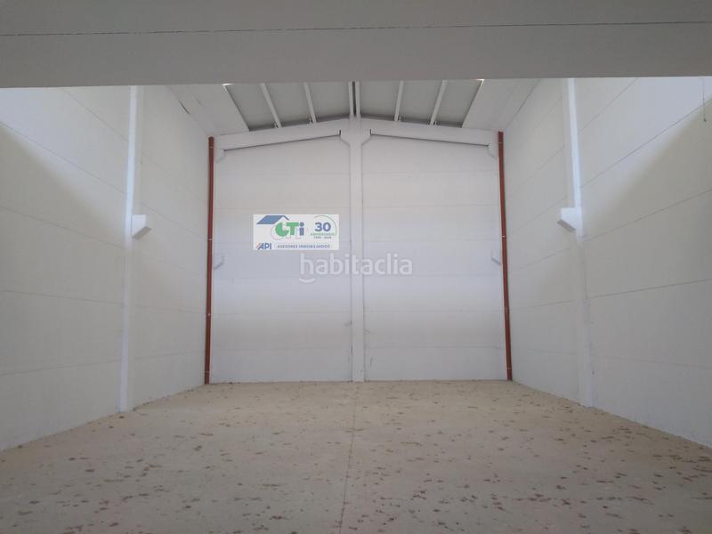 Foto 1a6cf50b-9134-4c5e-8d86-936596522617. Nave industrial nave de 272m2 en recinto cerrado en Zaragoza