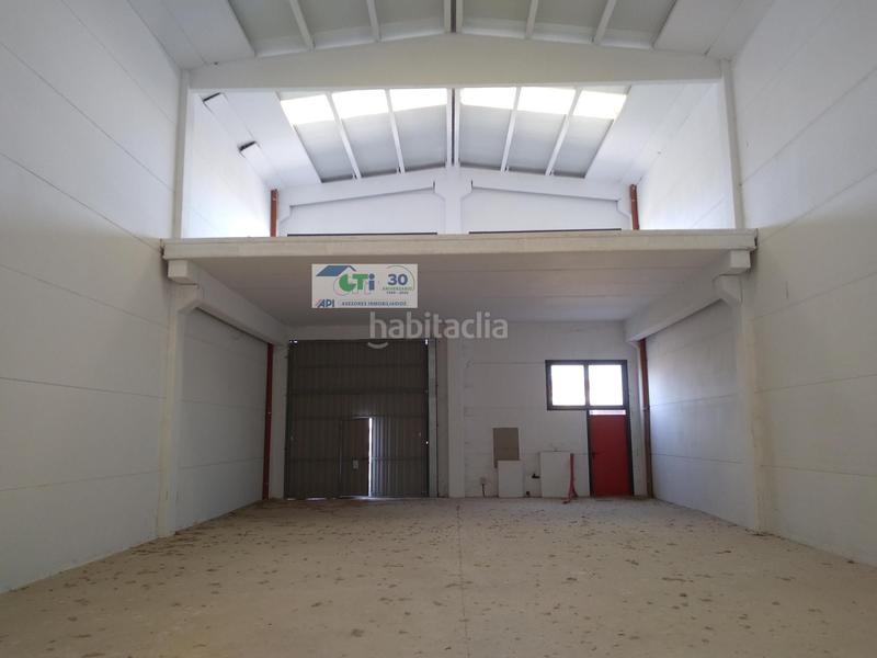 Foto 74d4d91f-82a5-4897-9217-169b50c8377e. Nave industrial nave de 272m2 en recinto cerrado en Zaragoza