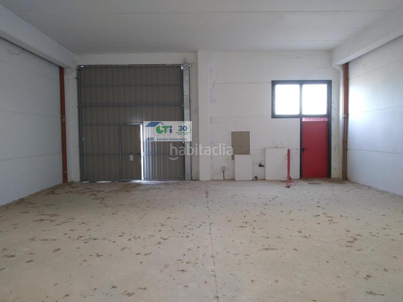 Foto c3d8e24b-11bf-482b-b14e-6993442cb2f9. Nave industrial nave de 272m2 en recinto cerrado en Zaragoza