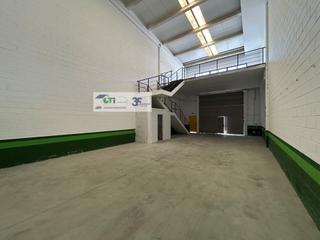 Location Bâtiment à usage industriel  Calle retama. Nave econxd3mica de 190m2 enxa0alquilerxa0en empresarium