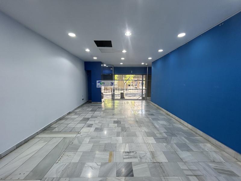 Foto ed22c4c6-45db-4468-a916-c32ea3b63aae. Location local commercial dans Paseo Sagasta Zaragoza