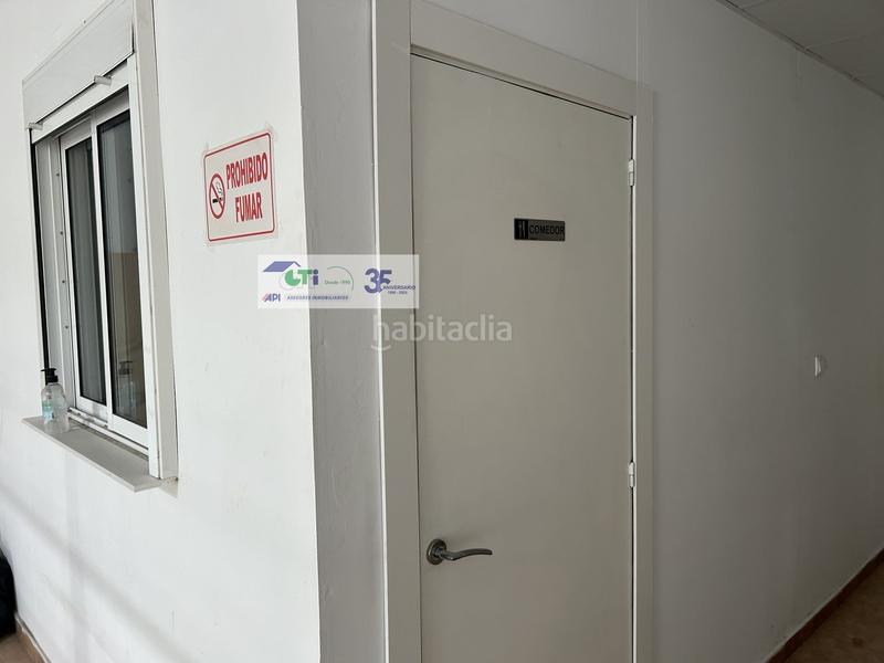 Foto 02638fa1-0309-418e-b890-40e0e3989336. Location bâtiment à usage industriel dans Pinseque