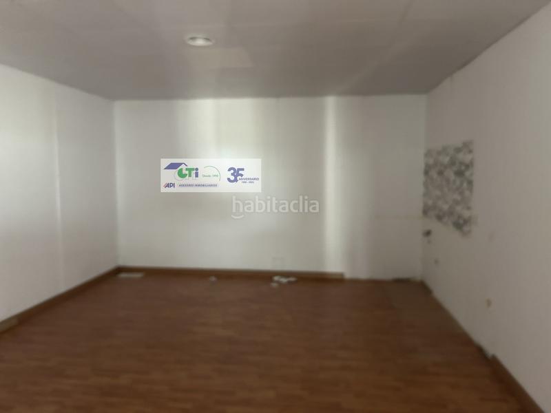 Foto bdba8be4-216b-4169-a612-79d41a3ccdd7. Location bâtiment à usage industriel dans Pinseque