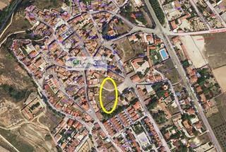 Solar industrial  C/ hiedra. Terreno en venta en botorrita