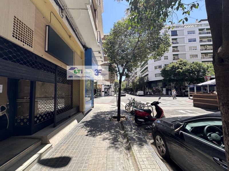 Foto c0f0710e-66a9-43dd-a780-0e9c39151eca. Lloguer local comercial a Paseo Constitución - Las Damas Zaragoza