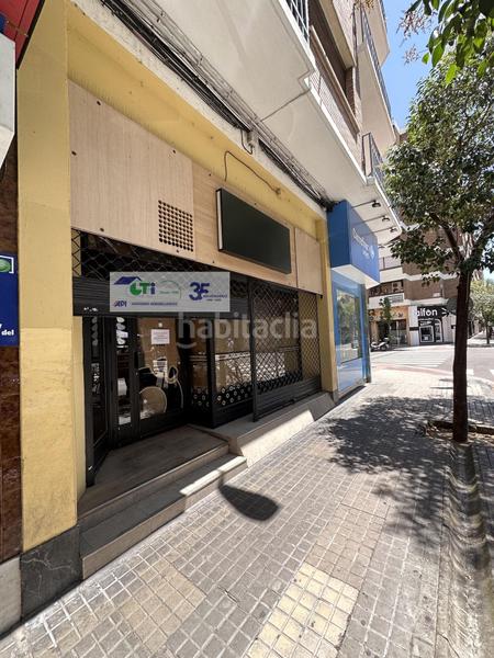 Foto fdcd5957-3a2d-437d-b52b-80107d375898. Location local commercial dans Paseo Constitución - Las Damas Zaragoza