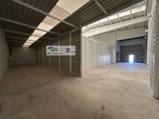 Alquiler Nave industrial  Calle sisallo. Nave en alquiler con fachada en carretera