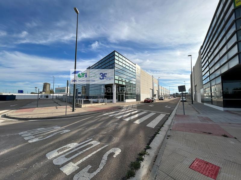 Foto a4d367b7-28de-48d4-8d05-75e8cc83113c. Nau industrial a Cartuja Baja Zaragoza