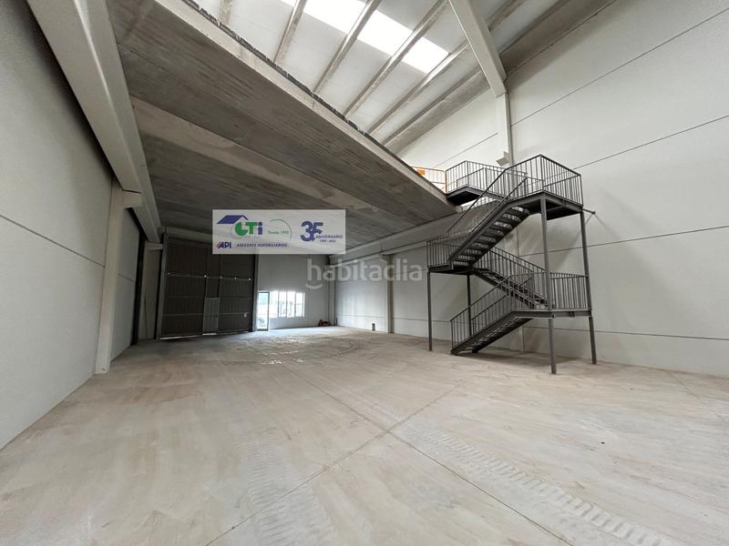 Foto 1652c1f4-7b53-418b-94e5-78668c9ca276. Capannone industriale in Cartuja Baja Zaragoza