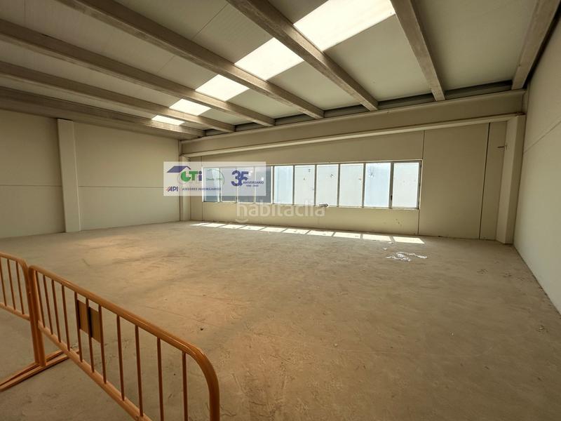 Foto 398a07bb-77c1-4be0-a1ea-4e4949051814. Capannone industriale in Cartuja Baja Zaragoza