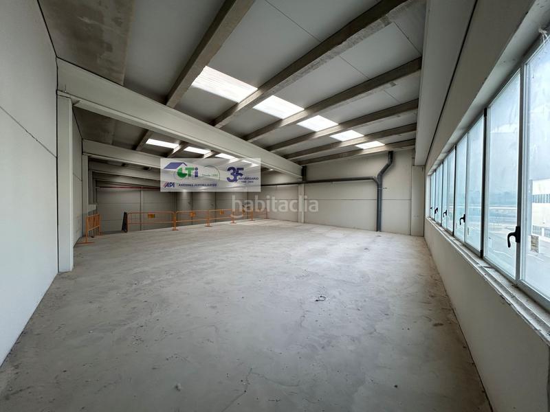 Foto bafa24db-83ce-4a94-9161-632bf4e9aea5. Capannone industriale in Cartuja Baja Zaragoza