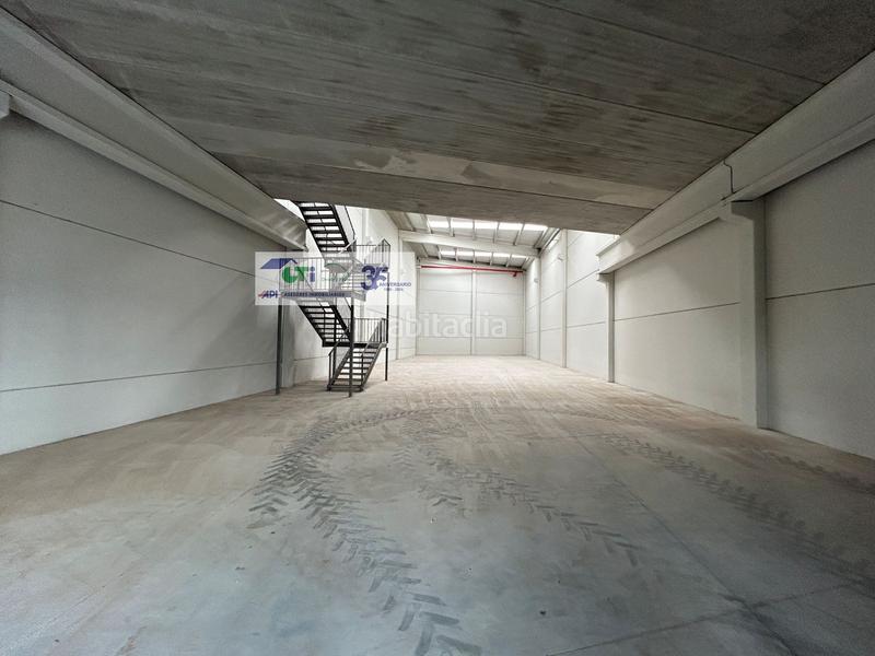 Foto ca2ce75c-626e-4c99-ad1e-eb31da008cd8. Capannone industriale in Cartuja Baja Zaragoza