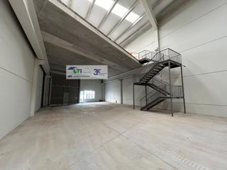 Bâtiment à usage industriel  Parque empresarial miraflores. Venta de nave de 1.400m2 en pol. miraflores